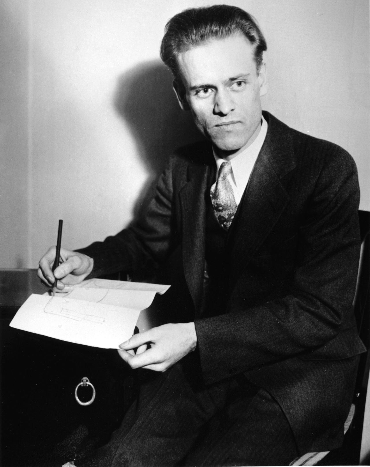 1927: Philo T. Farnsworth